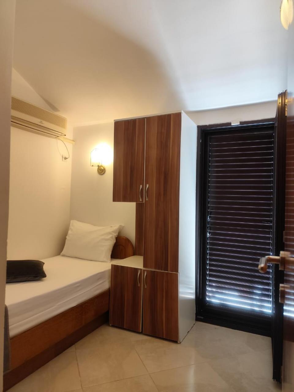 Villa Dvor Kornic Budva Zewnętrze zdjęcie